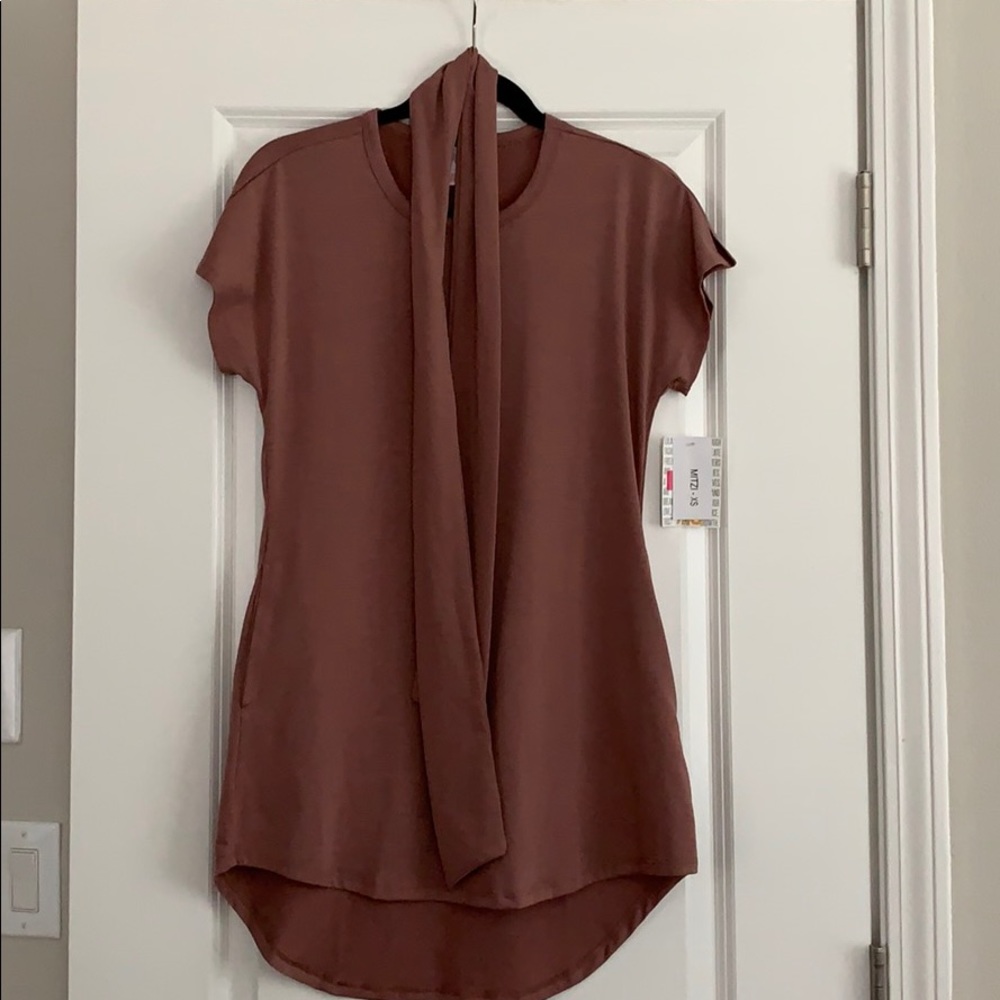 XS mauve Mitzi LulaRoe top